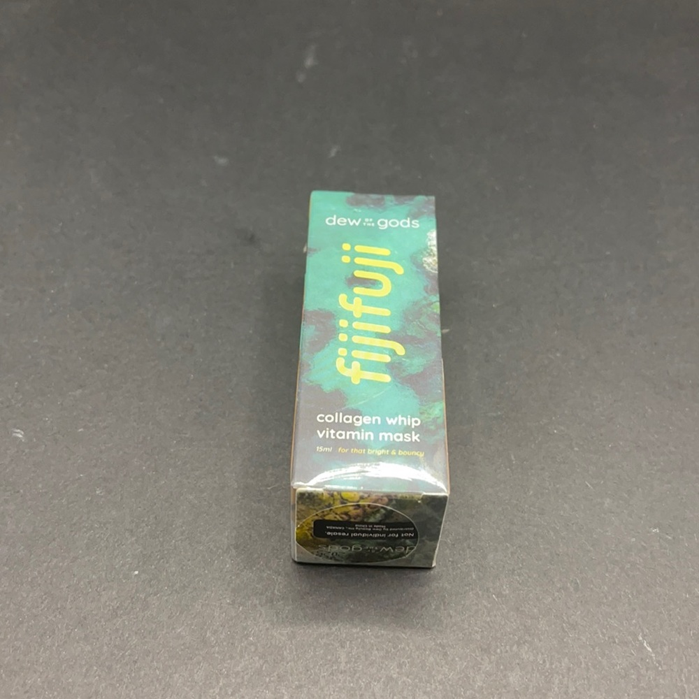 NIB Fijifuji Collagen Whip Vitamin Mask